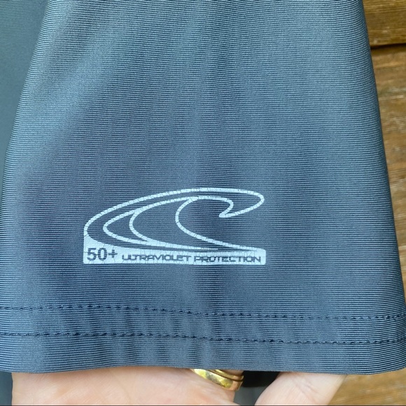 O'Neill Gray Short Sleeve Rash Guard - Picture 5 of 7